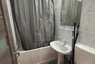 Apartament cu 3 camere semidecomandat în Central - 6
