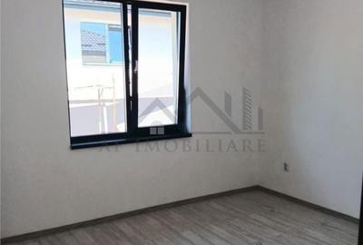 Casă cu 4 camere decomandat în Horpaz - 7