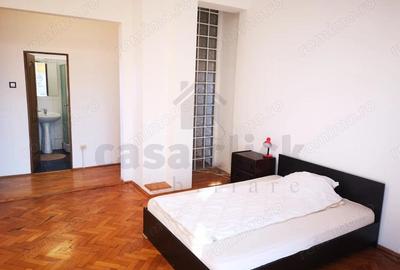 Apartament spa?ios, decomandat, mobilat ?i utilat, zona ultracentrala Spicul - 1