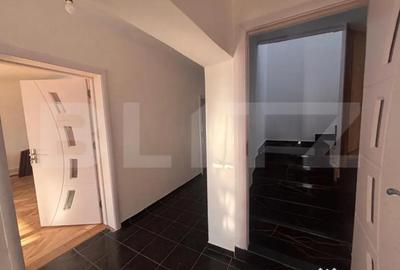Spațiu comercial, de 320 mp, în Central - 3