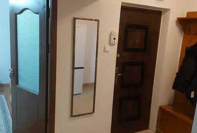 Apartament cu 3 camere decomandat în Dacia - 2