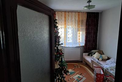 APARTAMENT 4 camere decomandat langa parcul NICOLAE ROMANESCU - 4