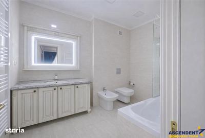 Apartament cu 4 camere decomandat, mobilat în Tractorul - 11