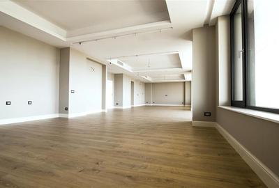 Apartament cu 5 camere decomandat în Herăstrău - 4