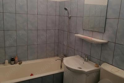 Inchiriez apartament cu 2 camere situat in Caracal, cartier gara, etaj 2 - 2