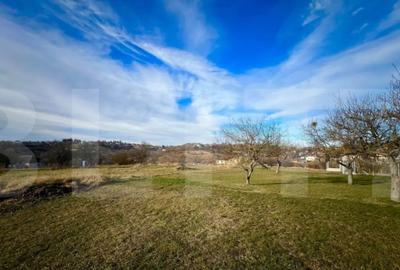 Teren de 2100 mp, în Feleacu - 2