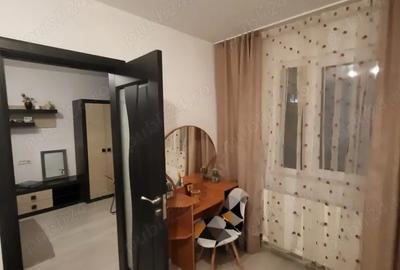 Km 4-5, 2 camere semidecomandat, modern, mobilat, utilat complet, 350 euro negociabil