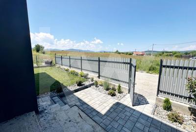 Casa de Vanzare in Cristian, Sibiu - 5 Camere, 2 Terase, Teren 486 - 2