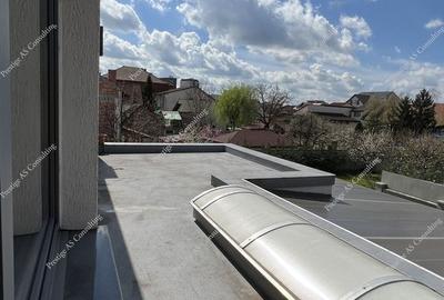 Casă individuală cu 7 camere cu Canalizare în Lipovei - 11