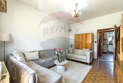 Apartament cu 2 camere decomandat, mobilat în Tractorul - 1