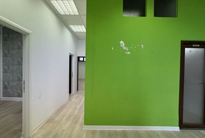 Spatiu Comercial cu vitrina- Zona Modern, Comision 0 - 16