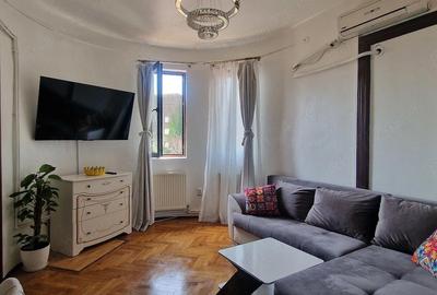 Apartament cu 5 camere semidecomandat în Unirii - 3