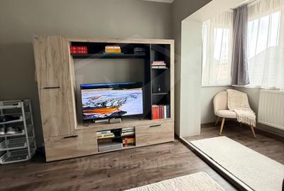 Garsonieră decomandată, mobilată în Central