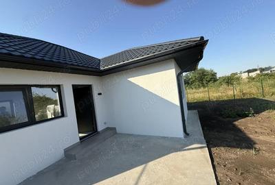 Casă cu 3 camere cu Teren 350 Mp în Găneasa - 5