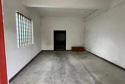 Spațiu comercial, de 1,388 mp, în Central