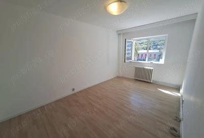 Apartament 2 camere renovat, gata de mutare! - 2