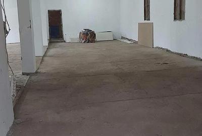 Spațiu comercial, de 200 mp, în Central - 2