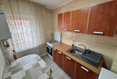 Garsonieră decomandată în Central - 4