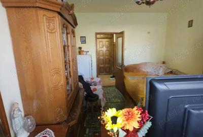 Garsonieră în Traian - 4