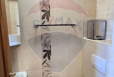 Apartament cu 3 camere în Central - 9