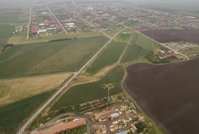 Teren de 7000 mp, în Sântana - 2