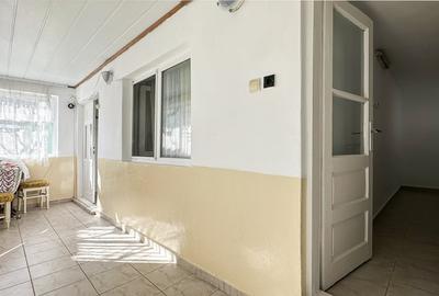 Casa cu 4 camere, in Eforie Nord, renovata, pret exceptional, teren proprietate - 8