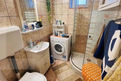 Apartament cu 3 camere semidecomandat în Central - 6