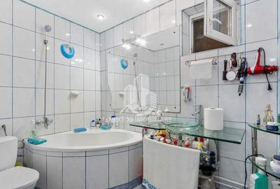 Casă cu 8 camere cu Teren 332 Mp în Agigea - 14