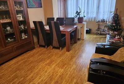 Apartament cu 3 camere decomandat în Cetate - 2