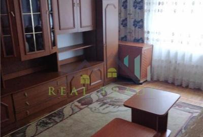 Apartament 2 camere decomandat etajul 1 - 3