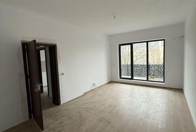 Apartament cu 3 camere în Est - 1