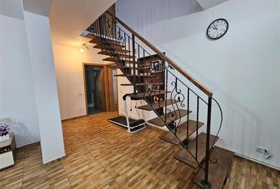 Casă individuală cu 6 camere cu Canalizare în Aeroport - 21