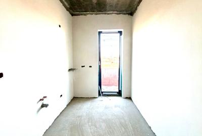 Apartament cu 2 camere decomandat în Giroc