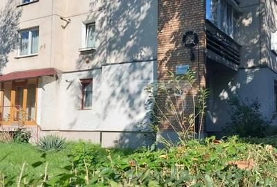 Apartament cu 3 camere decomandat, mobilat în Pandurilor - 1