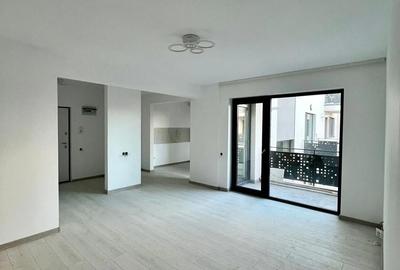 Apartament cu 3 camere semidecomandat în Semicentral - 2