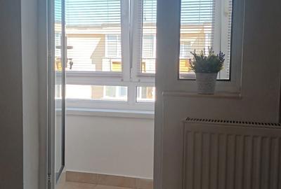Apartament cu 2 camere decomandat în Între Lacuri - 4