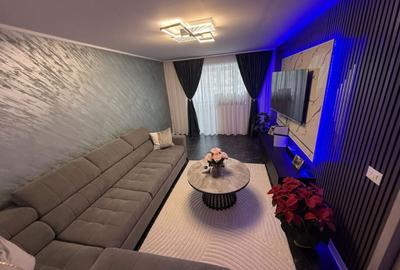 Apartament cu 3 camere în Central - 1