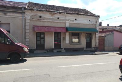 Casă cu 2 camere în Central - 2