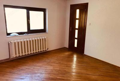 Casă cu 5 camere cu Teren 270 Mp în Badea Cârțan - 9