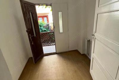 Casa Turist cu acces auto teren 650 mp - 2