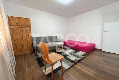 Apartament cu 3 camere semidecomandat, mobilat în Șelimbăr - 2