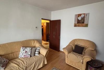 Apartament cu 3 camere decomandat în Dacia - 1