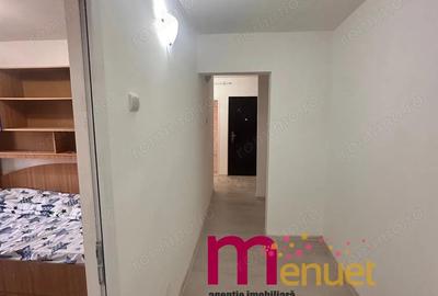 Apartament cu 3 camere decomandat în E3 - 5