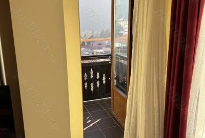 Vand apartament 2 camere decomandat in Sinaia - 1