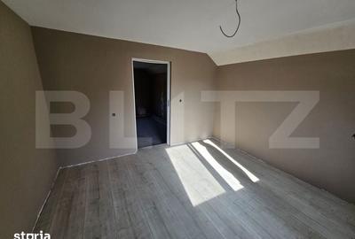 Casă cu 6 camere cu Teren 4159 Mp în Telciu - 4