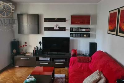 Apartament cu 3 camere decomandat, mobilat în Titan