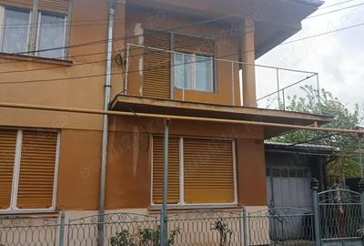 Casa de vanzare - 2