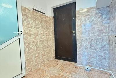 CET - Garsoniera | piata Cet | libera | etaj 3 - 10