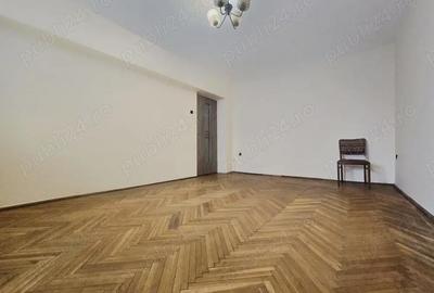 Apartament cu 3 camere decomandat în Școlilor - 3