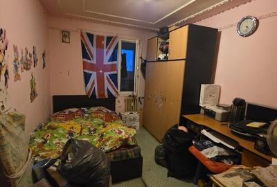 1 Decembrie 1918, 15 minute metrou, Auchan, bloc 1983, 2 gr sanitare - 9